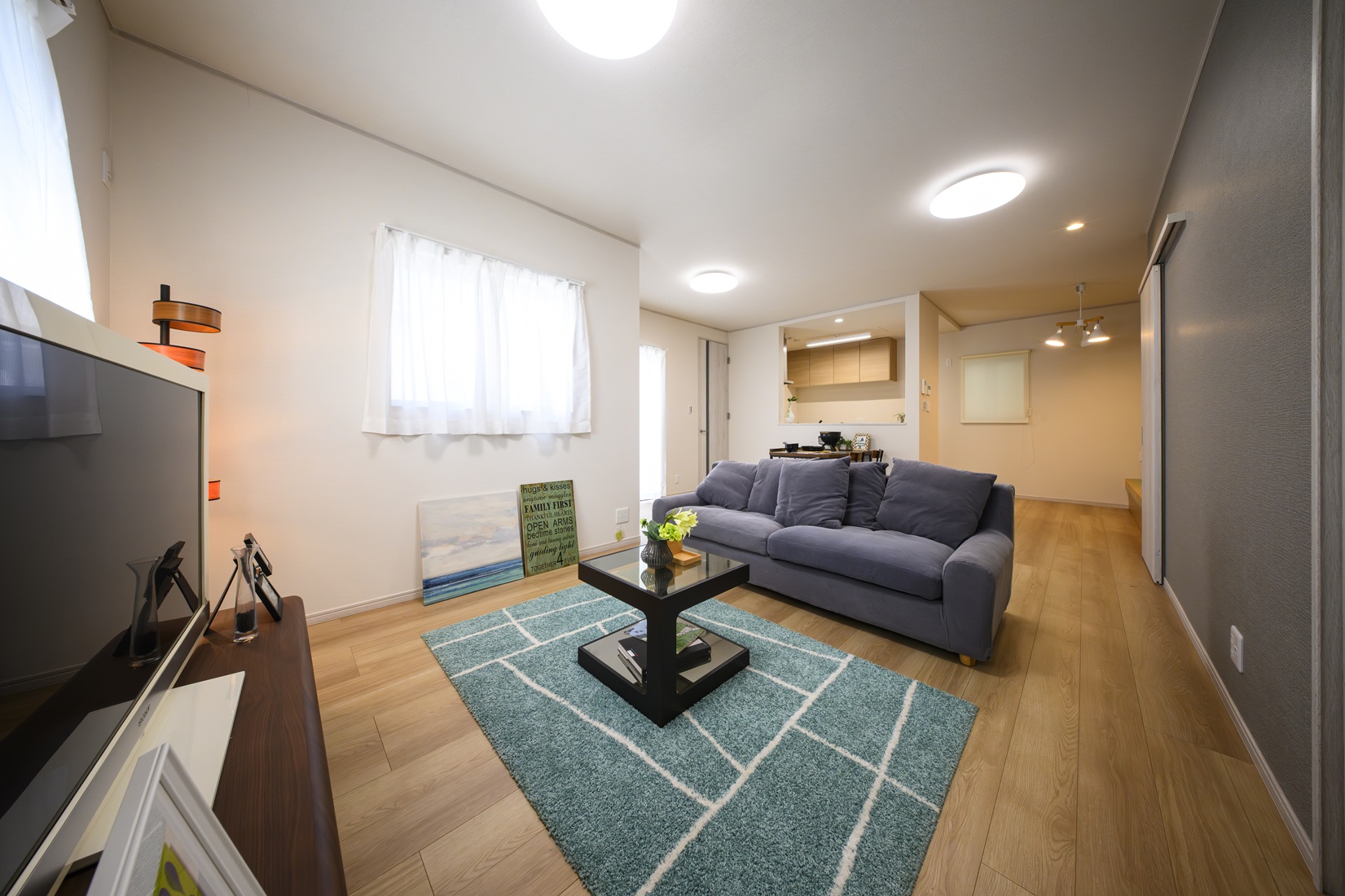 Q-16シマウマの家