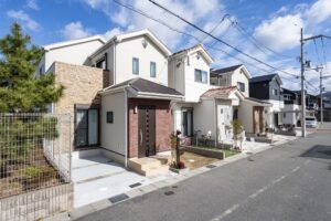 分譲地の家はみんな同じ外観？いえ、色も柄も選べます！